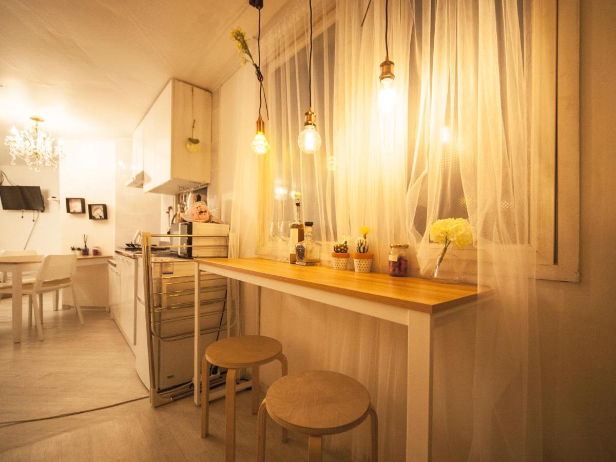 Mimi's House In Hongdae Apartment